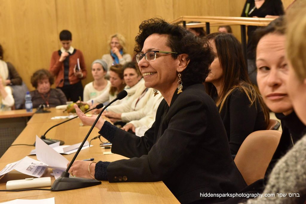 dr sari aharoni by bruce shefer