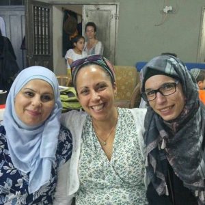 סוזן, הודא וליאורה בחלקה של עלי